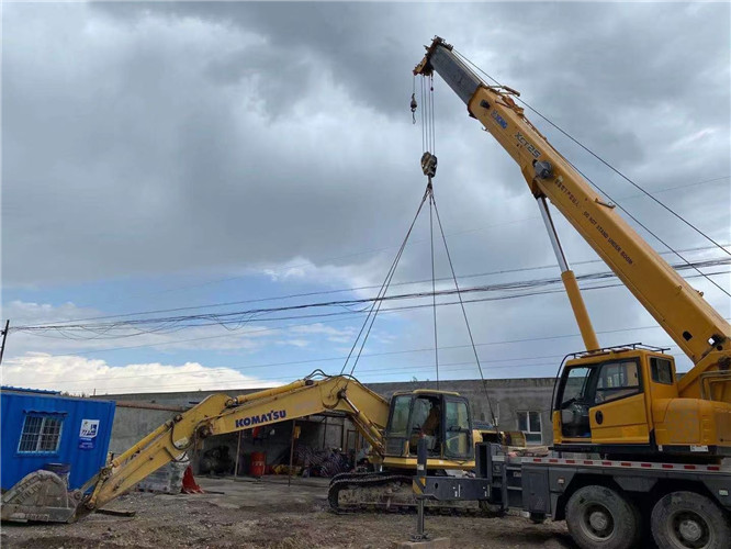 容城县25吨吊车的工作半径是多少？